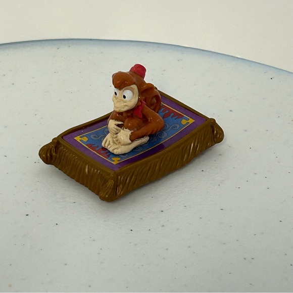 Disney Aladdin Abu Carpet Wheels Mcdonalds Toy 1996‎ - Picture 1 of 6